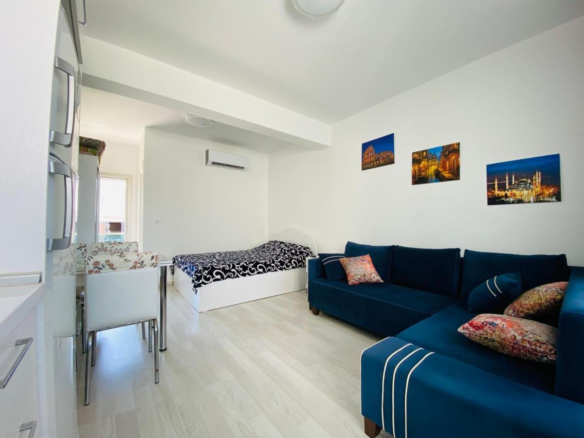 Prestige Studios Kyrenia  Luaran gambar