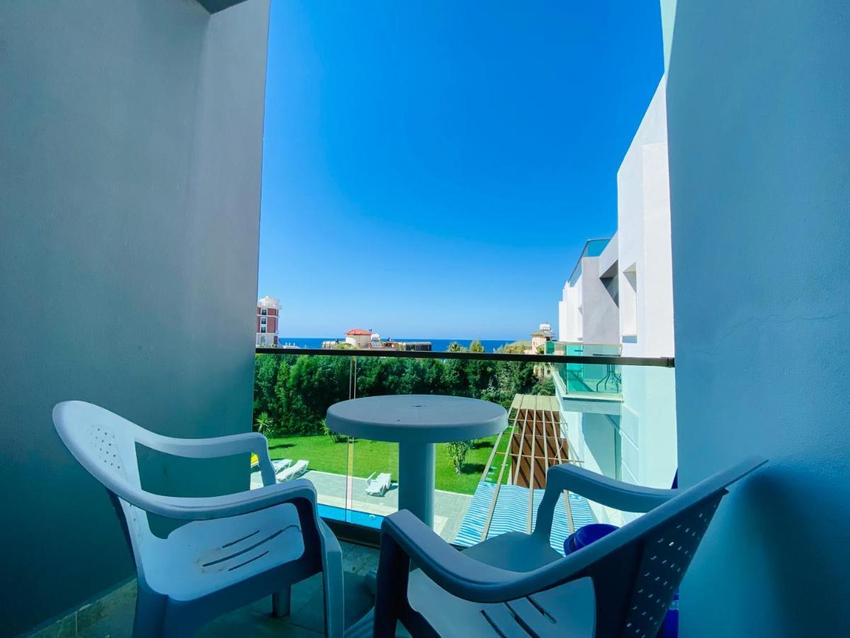 Prestige Studios Kyrenia  Luaran gambar
